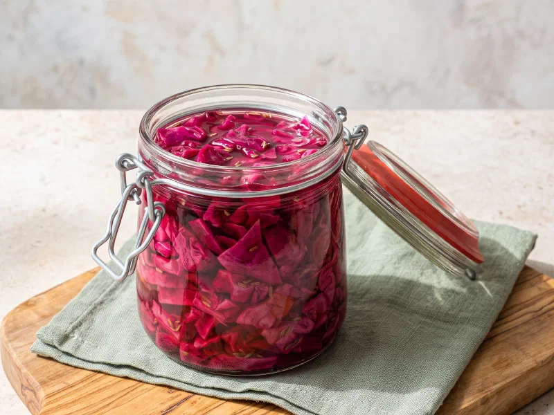 Quick Pickled Red Cabbage